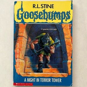 ⭐️ 5/$25 -GOOSEBUMPS - Classic/Vintage - #27 A Night In Terror Tower (1st Print)